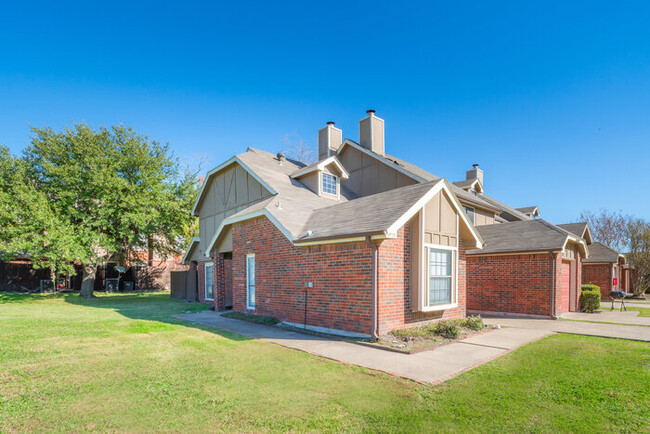 3924 Wymess Dr in Garland, TX - Building Photo - Building Photo