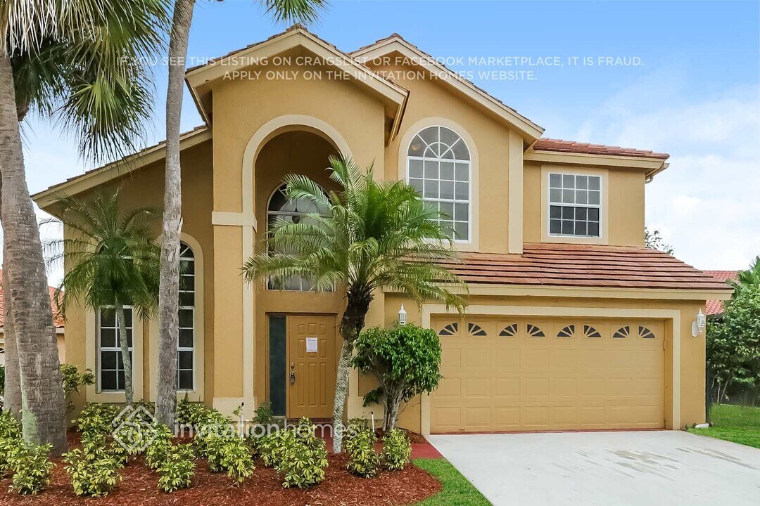 21798 Philmont Ct in Boca Raton, FL - Foto de edificio
