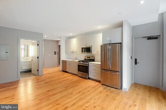 448 K St NE-Unit -501 in Washington, DC - Foto de edificio - Building Photo