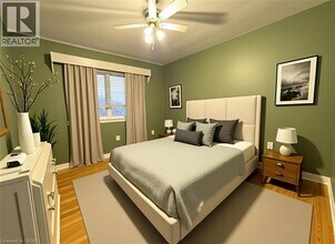 16 Kingsway Dr in Hamilton, ON - Building Photo - Building Photo