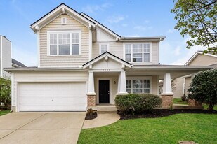 2432 Pleasant Springs Ln in Nashville, TN - Building Photo