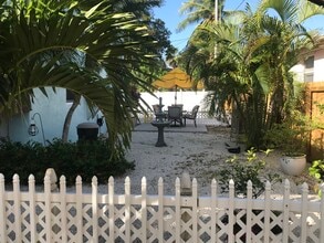 100 Marina Ave in Key Largo, FL - Building Photo - Building Photo
