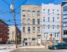 400 Monroe St in Hoboken, NJ - Building Photo - Building Photo