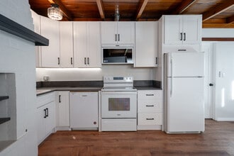 1711 Freeman Ave in Long Beach, CA - Building Photo - Building Photo