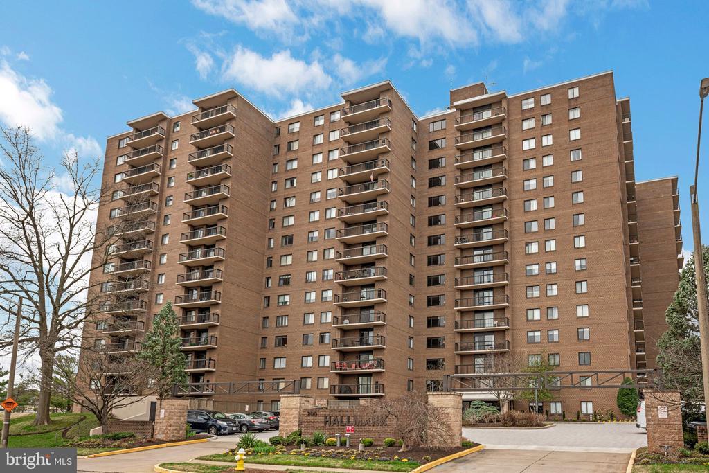 200 N Pickett St in Alexandria, VA - Building Photo