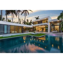 2456 Prairie Ave in Miami Beach, FL - Building Photo