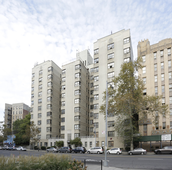 1001 Jerome Ave in Bronx, NY - Building Photo