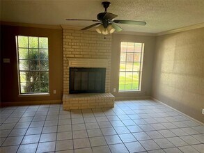 1539 Airline Dr in Katy, TX - Building Photo - Building Photo
