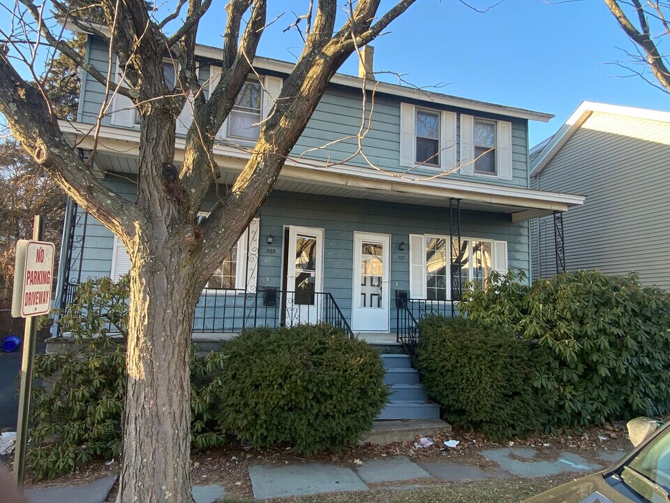 305 N Everett Ave, Unit 305 in Scranton, PA - Foto de edificio