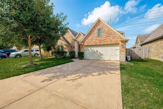 13606 Mooring Pointe Dr in Pearland, TX - Building Photo - Building Photo