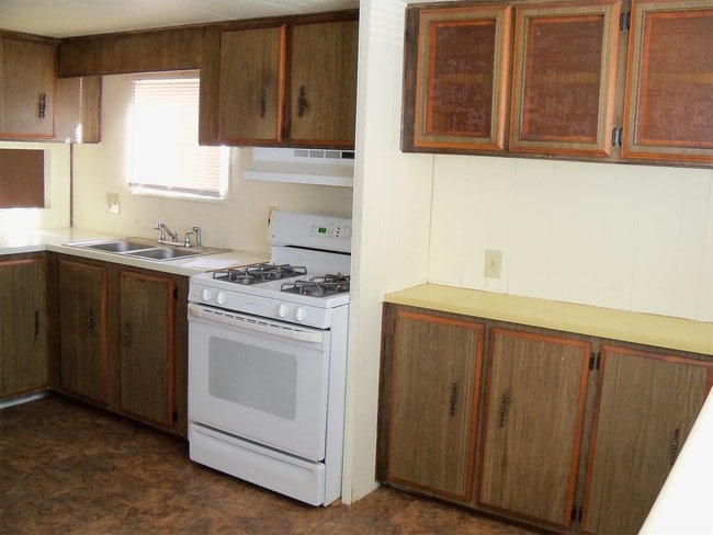 property at 2226 Bench Blvd1