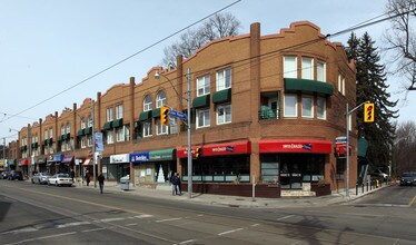 Glen Manor Townhouses in Toronto, ON - Building Photo - Building Photo