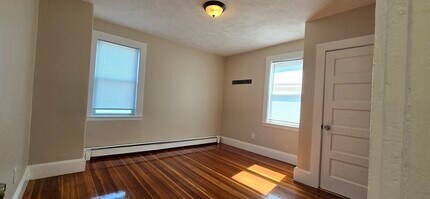 81 Union St in Quincy, MA - Building Photo - Building Photo
