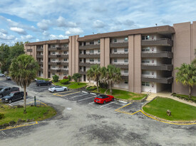 Tomoka Oakwood North Apartments