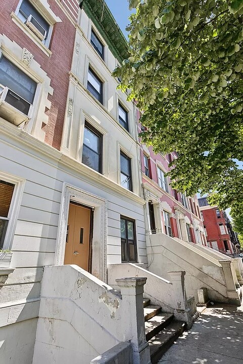 54 Edgecombe Ave in New York, NY - Building Photo