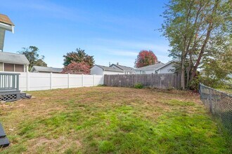 82 Cliff St, Unit L502 in Quincy, MA - Building Photo - Building Photo
