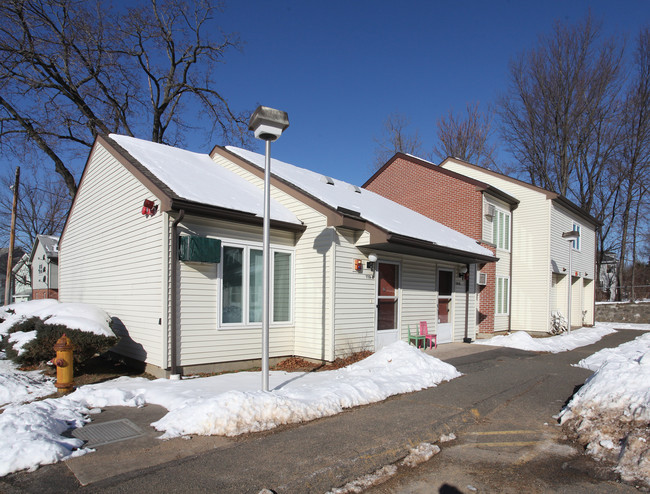 William Kelly Apartments in Waterbury, CT - Building Photo - Building Photo