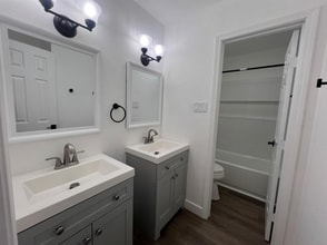 450 Shady Bluff Dr in Wimberley, TX - Building Photo - Building Photo