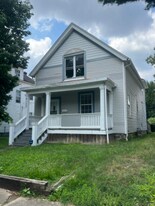 2137 Indiana Ave in Columbus, OH - Building Photo