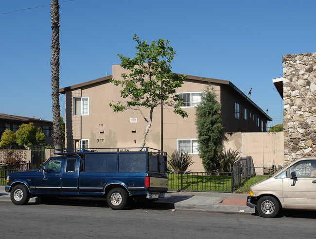 Townsend Apartments in Santa Ana, CA - Foto de edificio - Building Photo