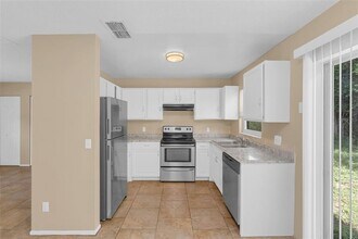433 W 17th St in Apopka, FL - Building Photo - Building Photo