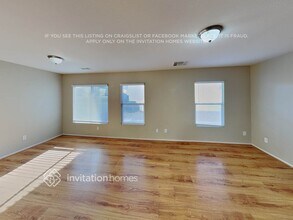 10220 Crepe Myrtle Ct in Las Vegas, NV - Building Photo - Building Photo