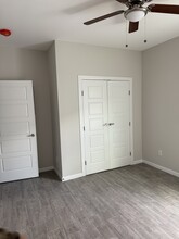 1326 W Harrison Ave, Unit Apartment #1 in Alton, TX - Foto de edificio - Building Photo