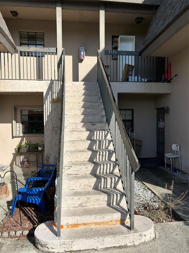 3571 NW 94th Ave in Sunrise, FL - Building Photo - Building Photo