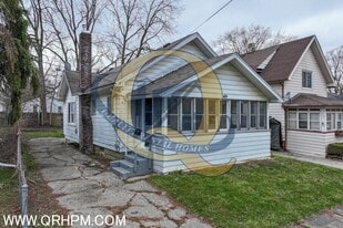 936 Stocker Ave in Flint, MI - Building Photo