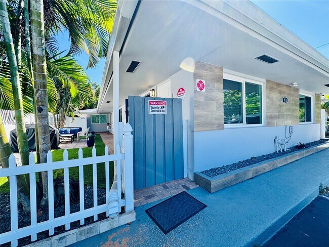1632 NE 4th Pl in Fort Lauderdale, FL - Building Photo - Building Photo