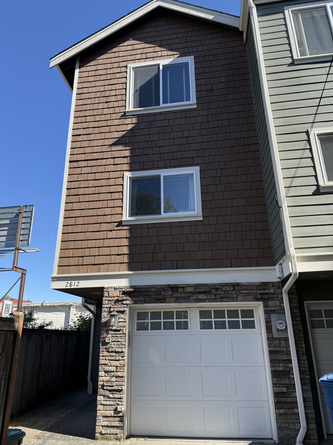 property at 2812 E Spring St