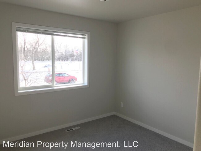 305 Toronto Dr photo'