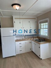 164 Silver St in Waterville, ME - Building Photo - Building Photo