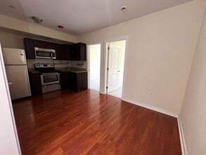 1704 Cecil B Moore Ave, Unit 2 in Philadelphia, PA - Building Photo - Building Photo