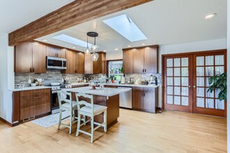 6106 SE Riverside Dr in Vancouver, WA - Building Photo - Building Photo