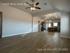 17608 Moss Farm Rd in Edmond, OK - Building Photo - Building Photo