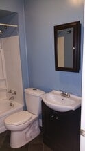 36 Pine St, Unit 2 front in Binghamton, NY - Building Photo - Building Photo
