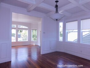 3340 SW 12th Ave-Unit -A in Portland, OR - Building Photo - Building Photo