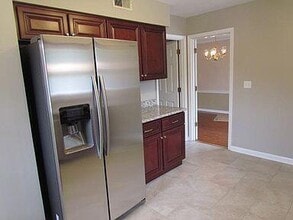 2948a Candlelight Way in Lexington, KY - Building Photo - Building Photo