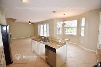 7594 Oak Grove Cir in Greenacres, FL - Building Photo - Building Photo