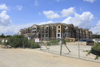 Magnolia Place Senior Apartments in Houston, TX - Foto de edificio - Building Photo