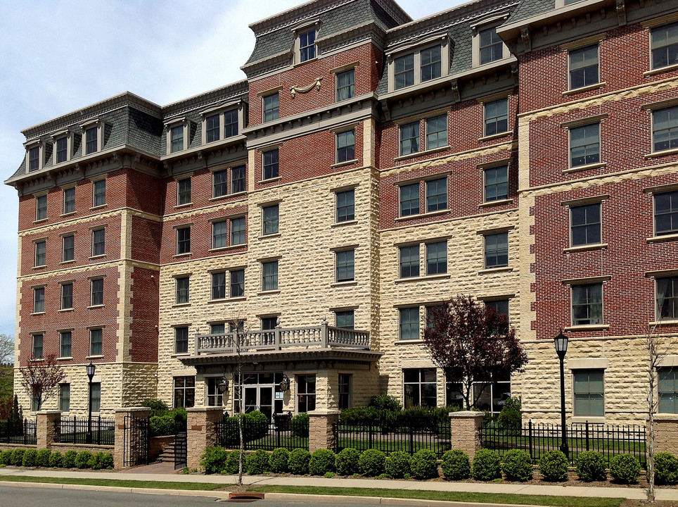 The Aberlour in Newton, NJ - Building Photo