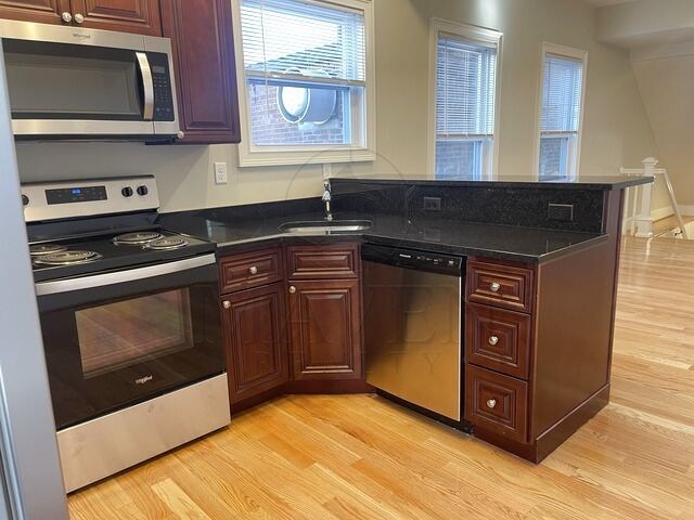 130 College Ave in Somerville, MA - Building Photo - Building Photo