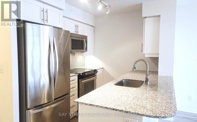 35 Bastion St in Toronto, ON - Building Photo - Building Photo