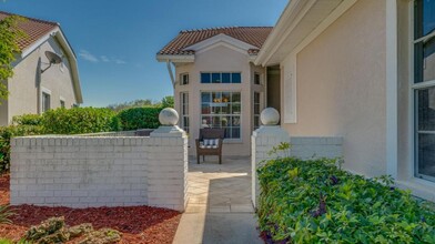 12760 Devonshire Lakes Cir in Ft. Myers, FL - Building Photo - Building Photo
