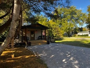 624 Monroe St in Newburgh, IN - Building Photo - Building Photo