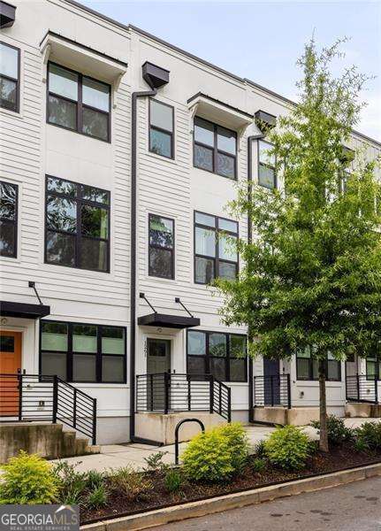 1261 Wright Ln SE in Atlanta, GA - Building Photo