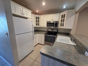 12000 Capri Cir S in Treasure Island, FL - Building Photo - Building Photo