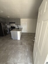 409 Plymouth Ave in Bakersfield, CA - Building Photo - Building Photo
