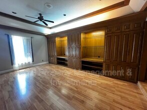 2036 S 5th St in McAllen, TX - Building Photo - Building Photo